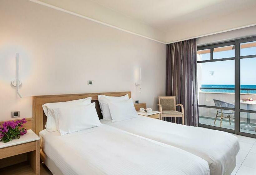 Номер Стандарт Боковой Вид на Море, Porto Platanias Beach Resort & Spa