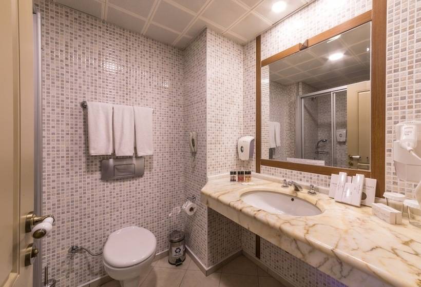带花园景观和一个卧室的别墅, Grand Yazıcı Club Marmaris Palace
