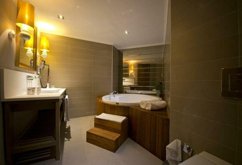 Люкс с гидромассажем, Limak Arcadia Sport Resort Belek