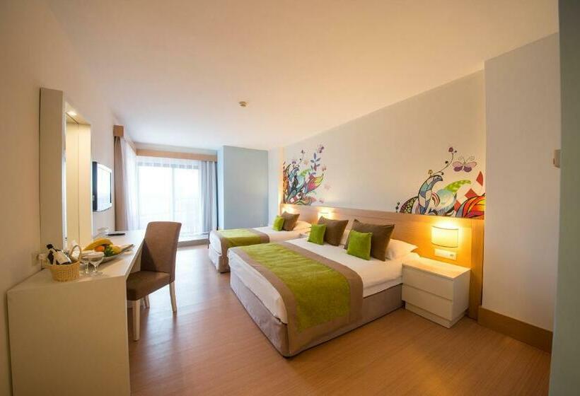 Трехместный Номер Deluxe, Limak Arcadia Sport Resort Belek