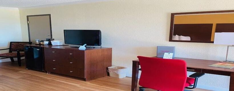 ２ダブルベッドのスタンダードルーム, Ramada By Wyndham Tampa Westshore Airport South