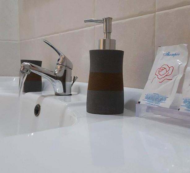 패밀리 스위트, Amazones Village Suites