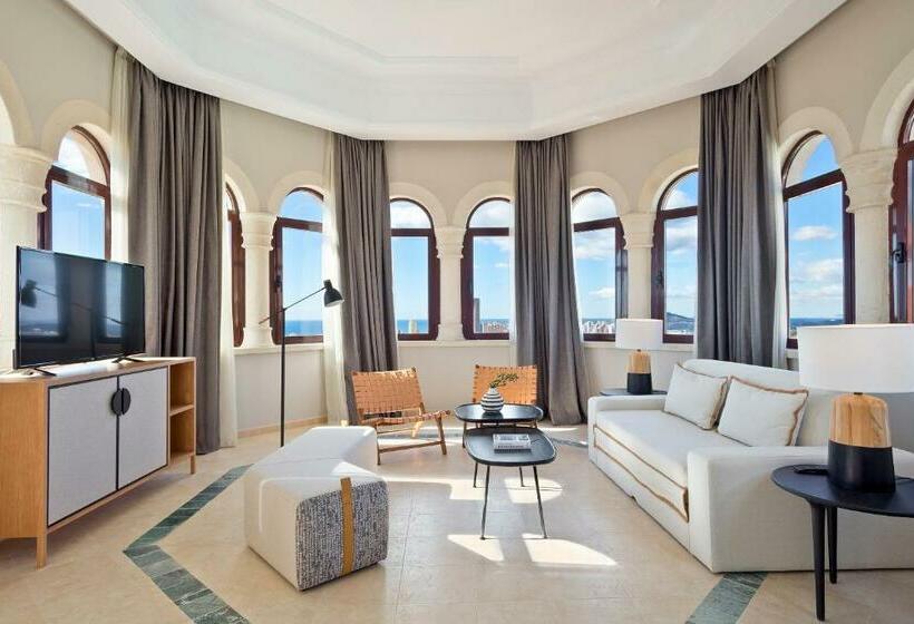 펜트하우스 룸, The Level At Melia Villaitana
