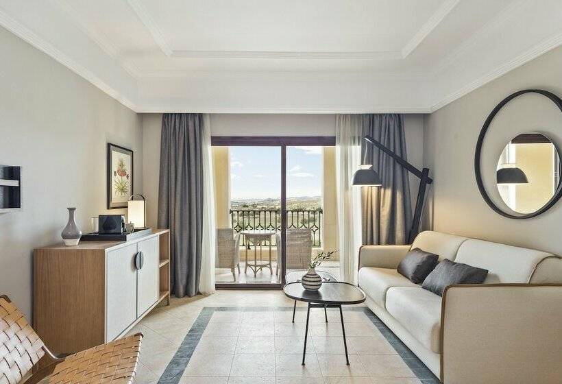 패밀리 룸, The Level At Melia Villaitana