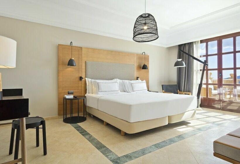 펜트하우스 룸, The Level At Melia Villaitana