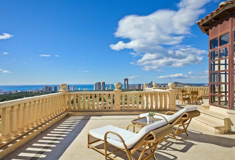 펜트하우스 룸, The Level At Melia Villaitana