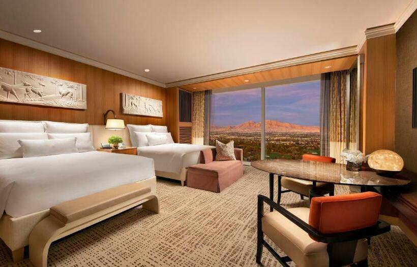 اتاق استاندارد با تخت دو نفره بزرگ, Wynn Las Vegas