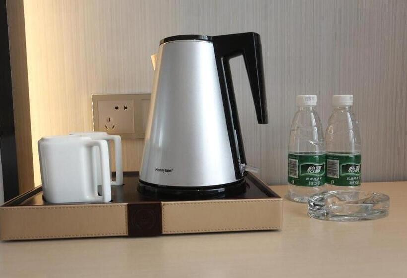 Номер Deluxe Кровать Кинг, Lavande Hotel Xiangyang Train Station Peoples Square