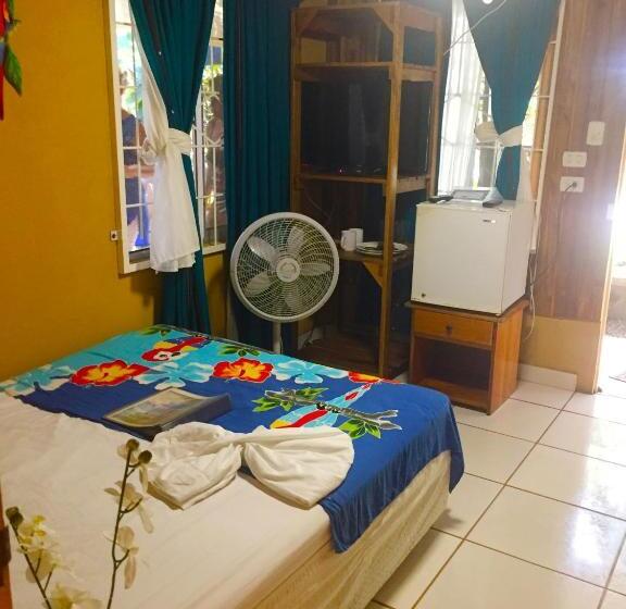 غرفة قياسية, Cabinas Jimenez