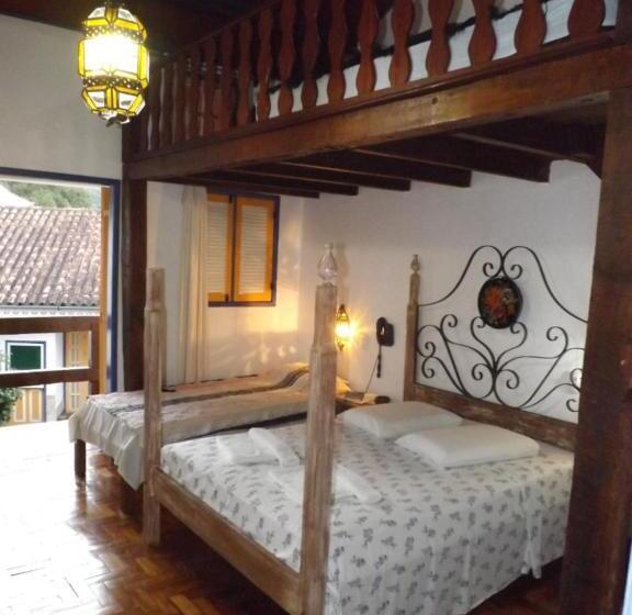 اتاق استاندارد چهار تخته, Pouso Das Gerais