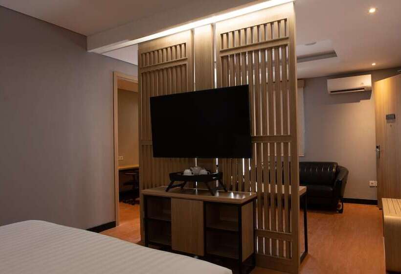 Люкс, Batiqa Hotel Jayapura