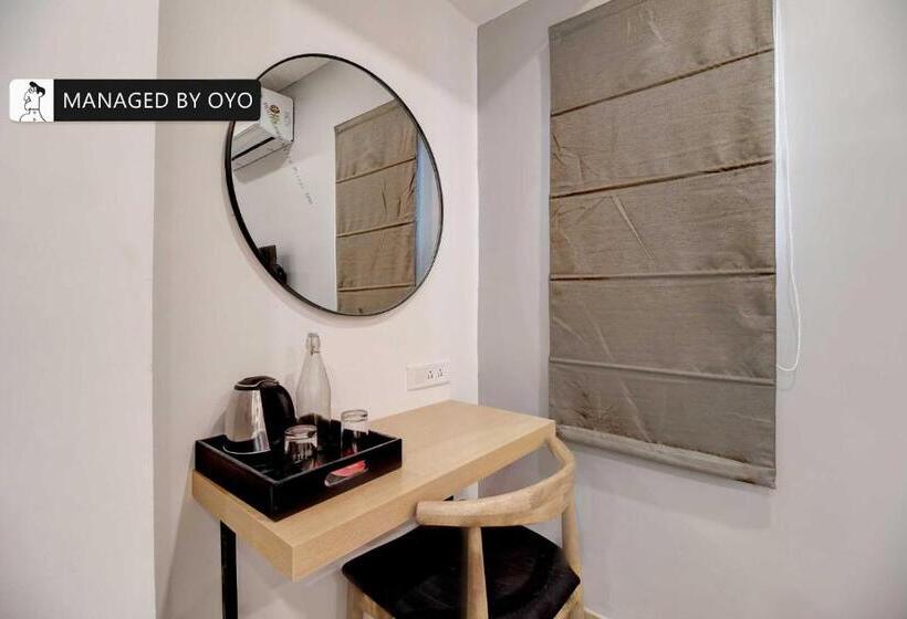 Номер Стандарт, Super Townhouse Akota Vadodara