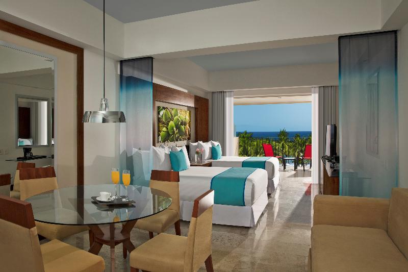 جناح جونيور مطلّ علي البحر, Krystal Grand Nuevo Vallarta