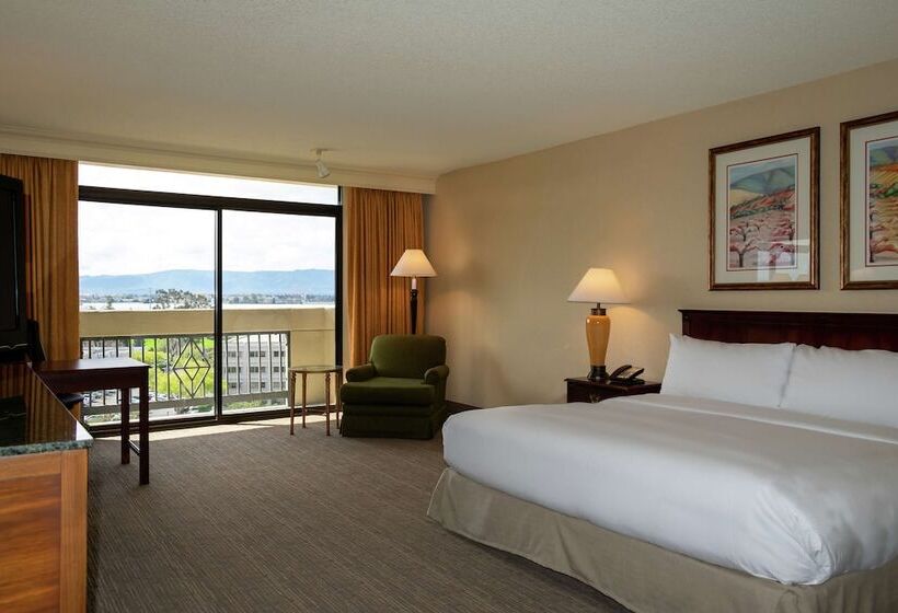 Номер Клуб, Doubletree By Hilton San Jose