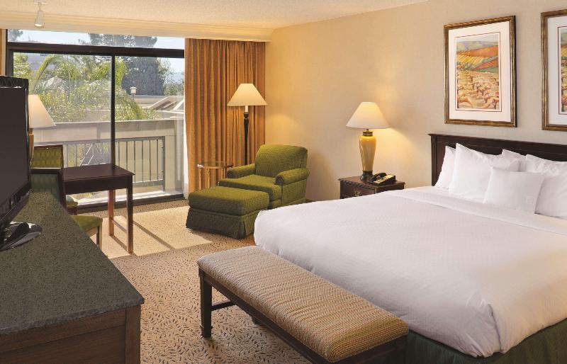 Стандартный Номер Кровать Кинг, Doubletree By Hilton San Jose