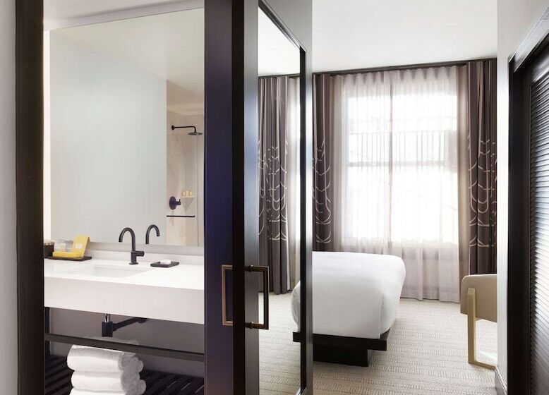 주니어 스위트, The Clift Royal Sonesta San Francisco