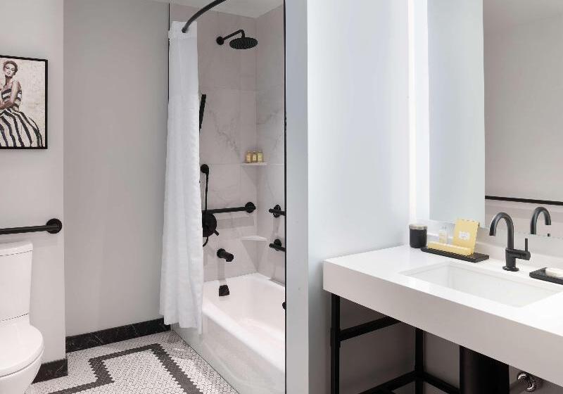 Suite Deluxe, The Clift Royal Sonesta San Francisco