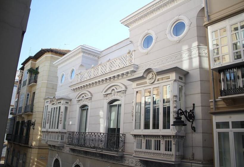 اتاق استاندارد, Del Pintor