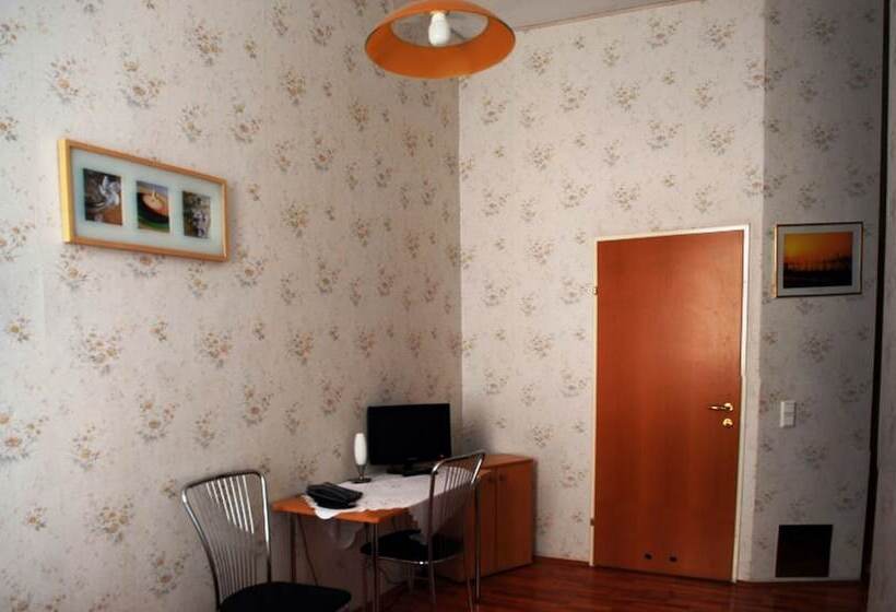 标准间, Pension Arpi
