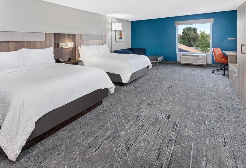 2 Yatak Odalı Süit, Holiday Inn Express Hotel & Suites Chicago Algonquin, An Ihg