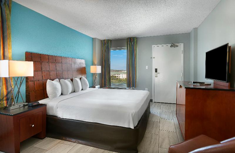 キングサイズベッドのスイートルーム, Best Western Plus Bradenton Hotel & Suites
