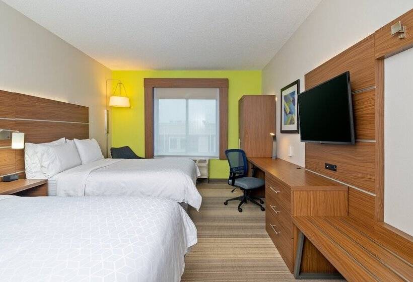 Номер Стандарт 2 Двуспальные Кровати, Holiday Inn Express Hotel & Suites Woodbridge, An Ihg