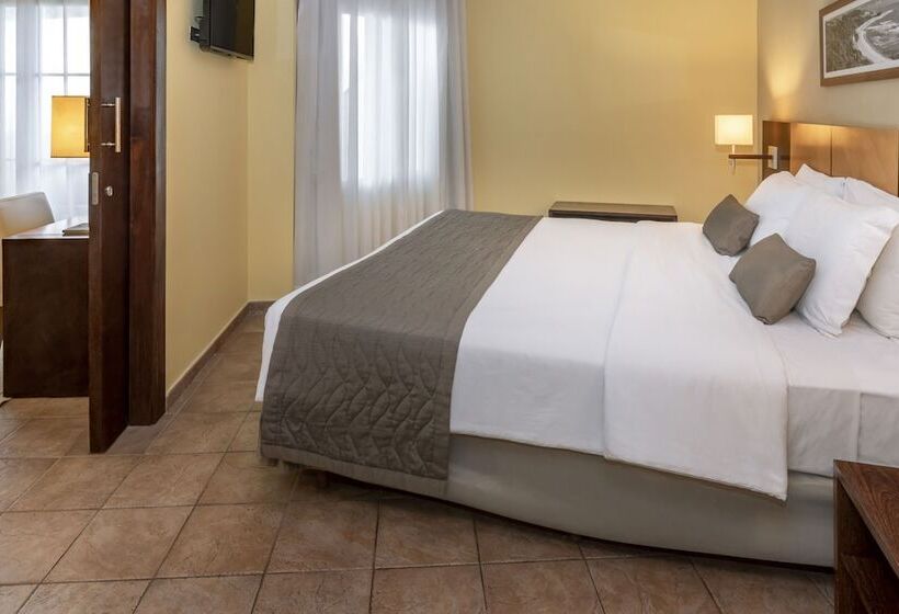 سوییت جونیور با چشم‌انداز جانبی دریا, Serhs Natal Grand Hotel & Resort