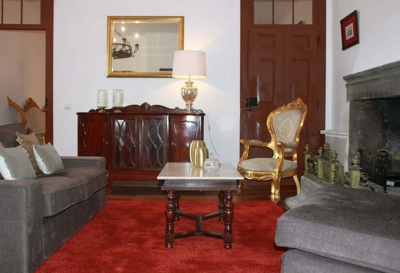 سوییت, Solar Do Conde Garden