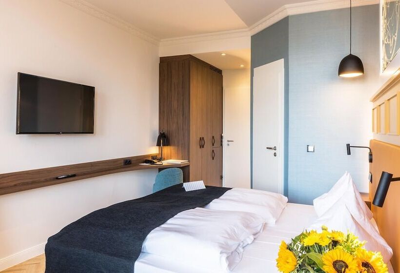 חדר סטנדרט נוף לים עם מרפסת, Seetelhotel Ostseehotel Ahlbeck