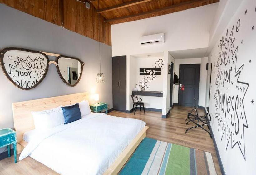Номер Deluxe, Socialtel Medellin   Formerly Selina Medellin