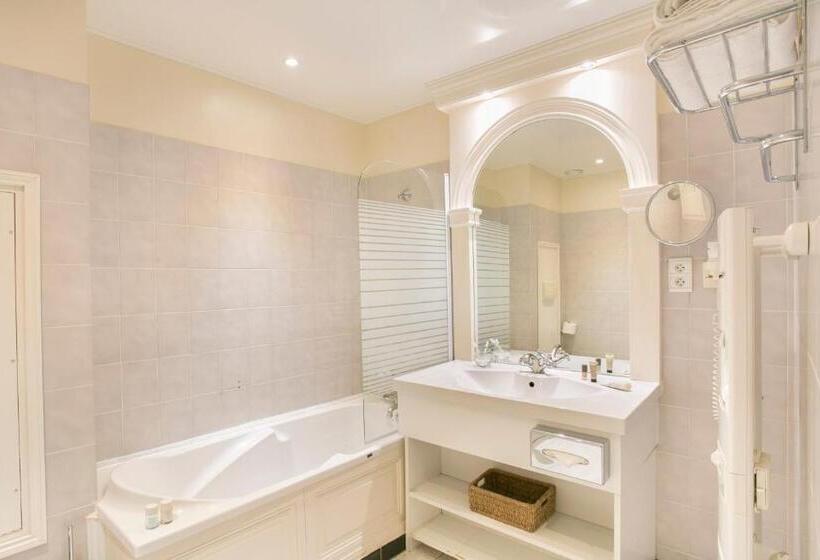 Номер Deluxe, Château Golf Des Sept Tours