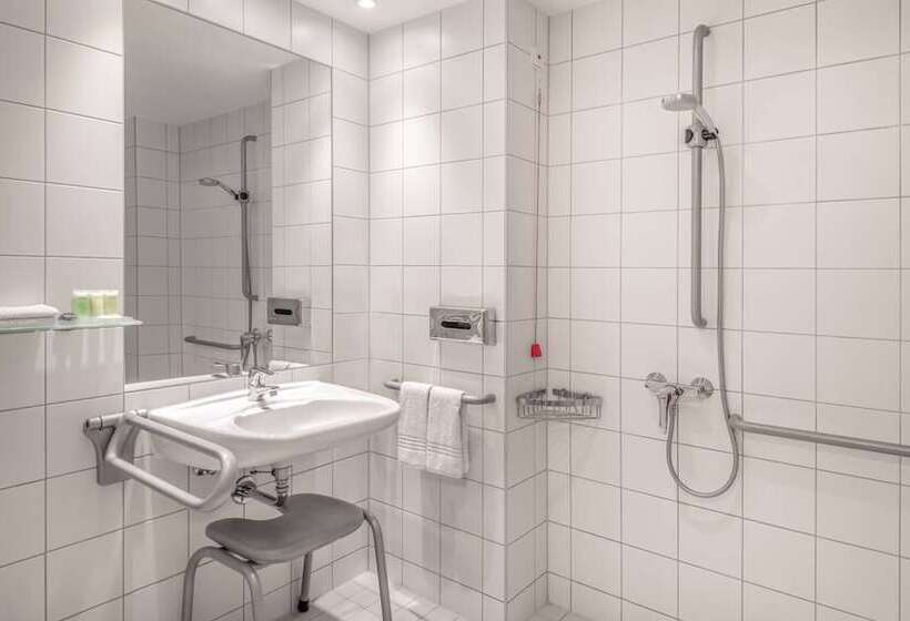 חדר דלוקס, Courtyard By Marriott Munich City Center