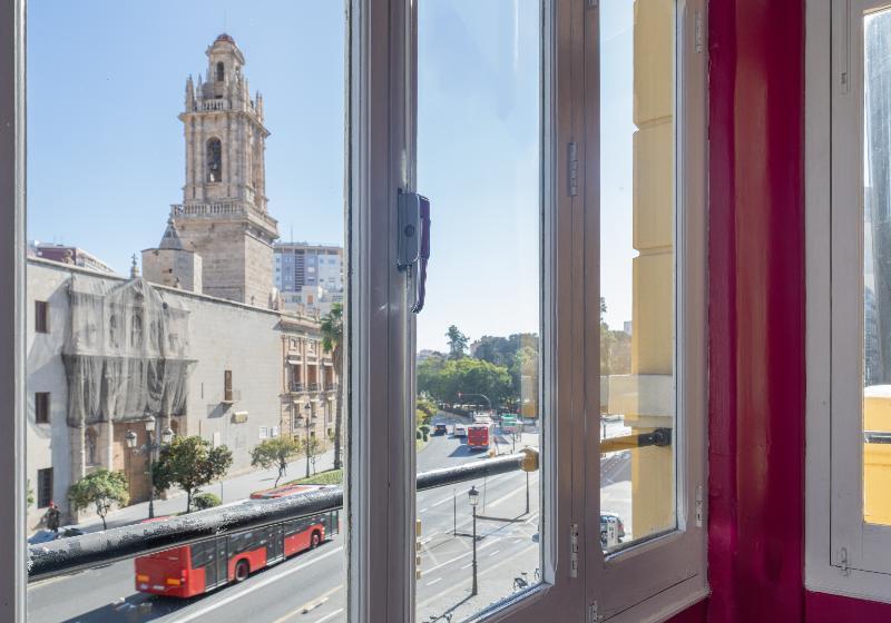 سرير فى غرفة مشتركة مزودة بحمام مشترك, Purple Nest Hostel