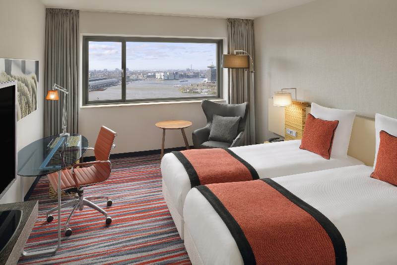Classic Room, Mövenpick Hotel Amsterdam City Centre