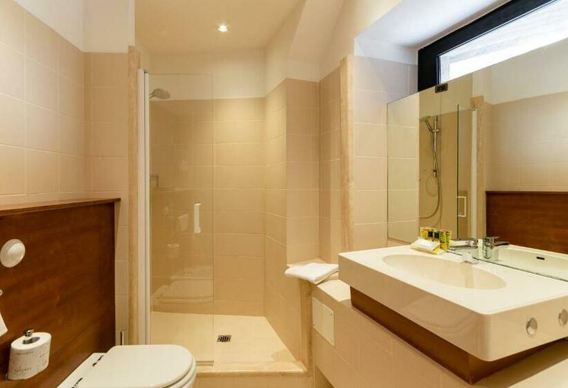 اتاق استاندارد با چشم‌انداز شهر, B&b Hotel Firenze Pitti Palace Al Ponte Vecchio