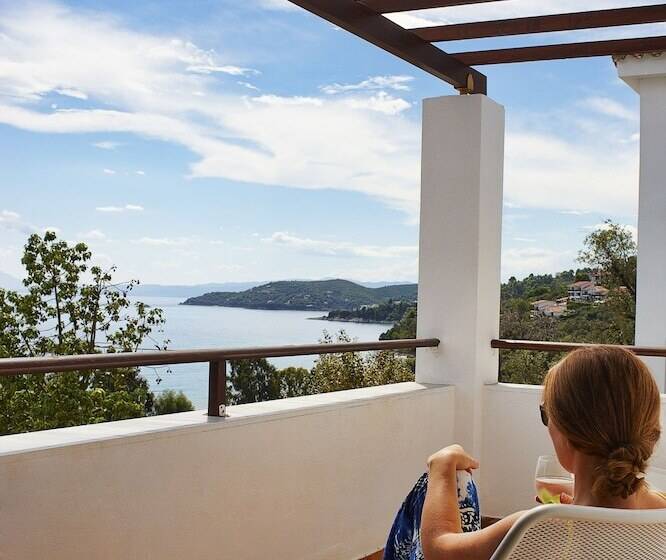 سوییت لوکس, Aegean Suites, Santikos Collection