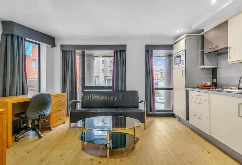 Номер Superior, Roomzzz Leeds City West