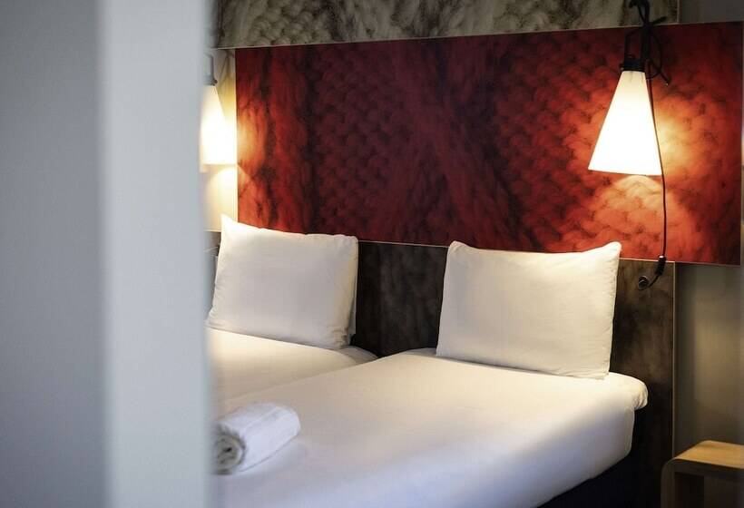 Номер Стандарт, Ibis London City  Shoreditch