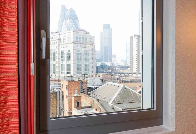 Номер Стандарт, Ibis London City  Shoreditch