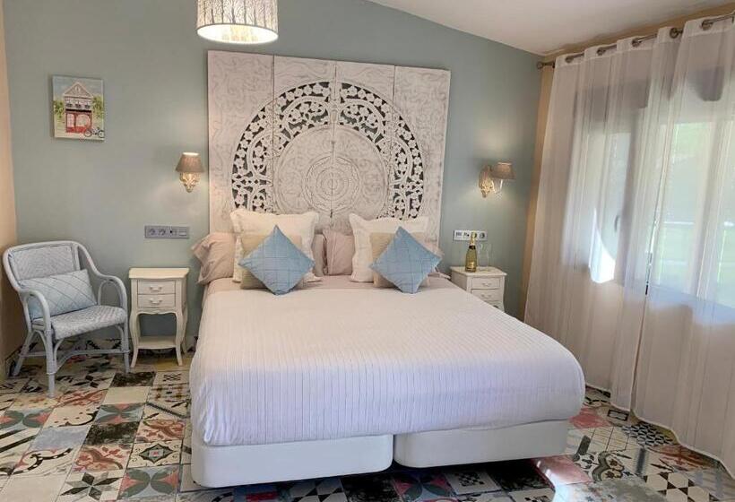 Люкс Повышенной Комфортности, Akla Hotel Palacio Torre De Ruesga