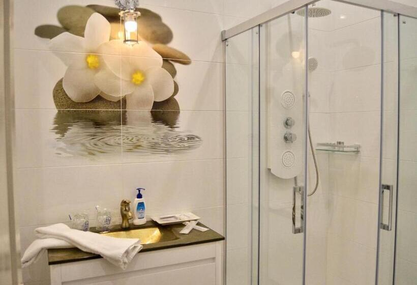 Люкс Повышенной Комфортности, Akla Hotel Palacio Torre De Ruesga
