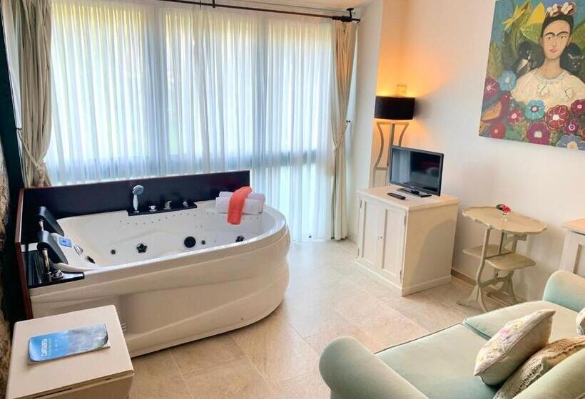 Полулюкс Повышенной Комфортности, Akla Hotel Palacio Torre De Ruesga
