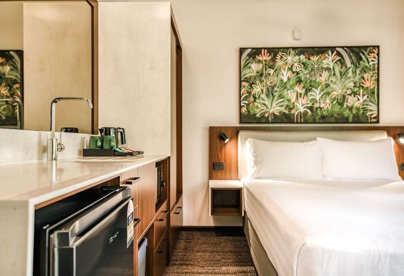 스탠다드 방갈로, Palms City Resort