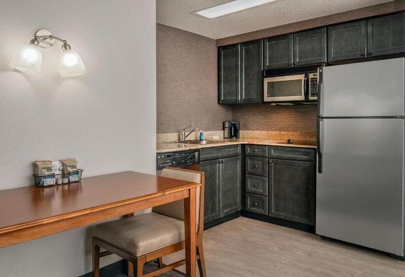 스탠다드 스튜디오, Residence Inn By Marriott Chesapeake Greenbrier