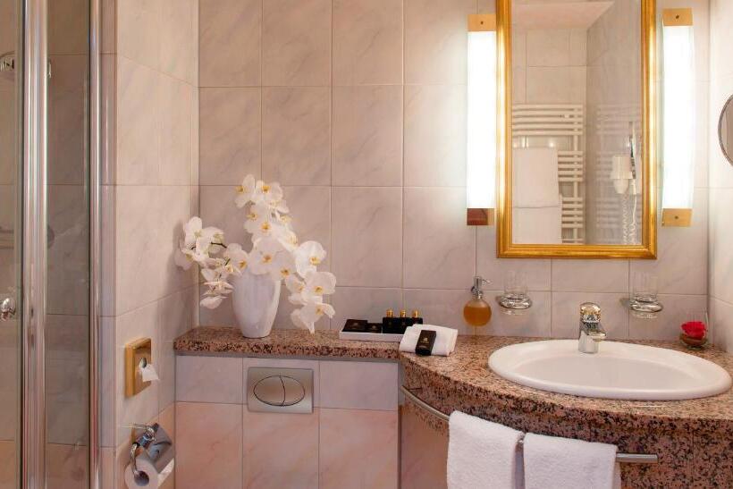 Классический Номер, Victor S Residenz Hotel Schloss Berg