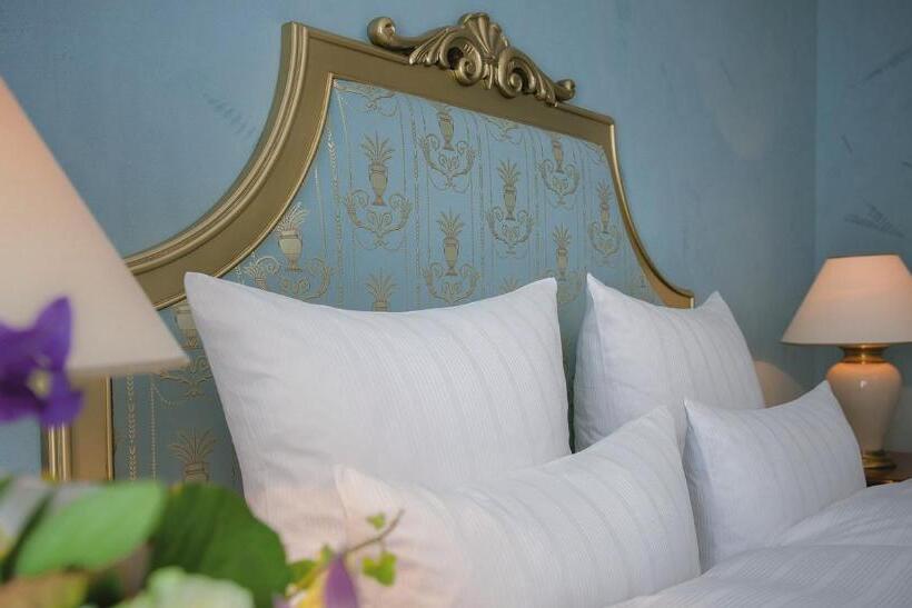 Номер Deluxe, Victor S Residenz Hotel Schloss Berg