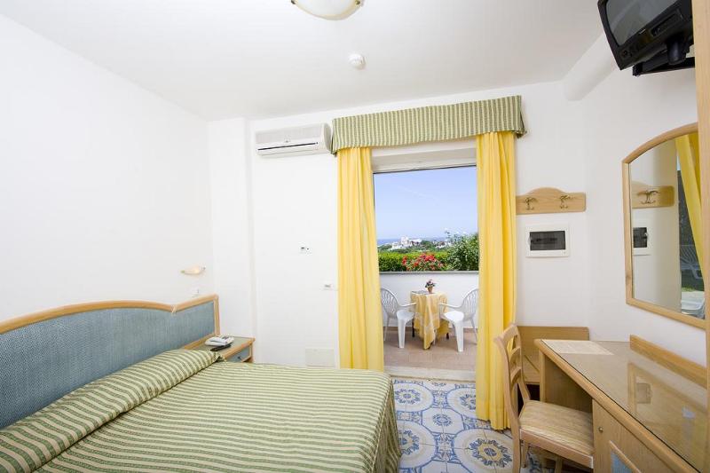 Номер Стандарт Вид на Море, Casthotels Tramonto D Oro Terme