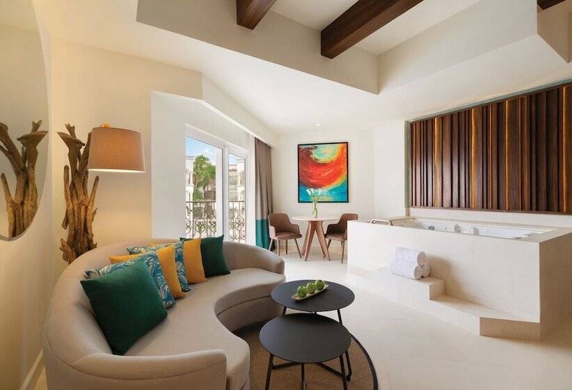 Junior Suite mit Meerblick, Hilton Playa Del Carmen, An All Inclusive Adult Only Resort