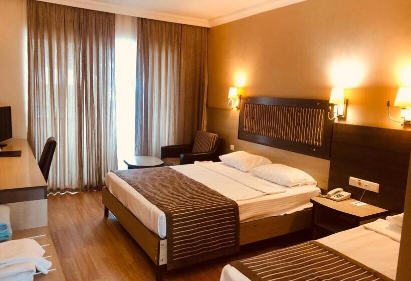 Номер Стандарт Трехместный, Kirbiyik Resort Hotel   All Inclusive