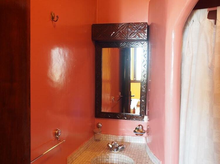 Номер Стандарт, Riad Zahra